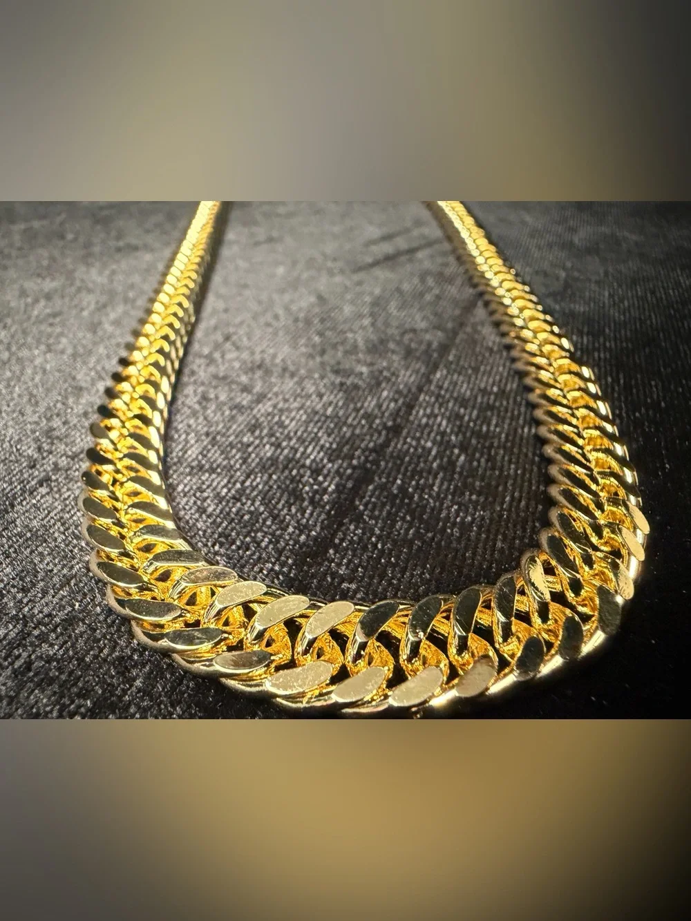 Flat Cuban w/Concave 24in 10MM 14K Gold Premium Finish. Statement Piece